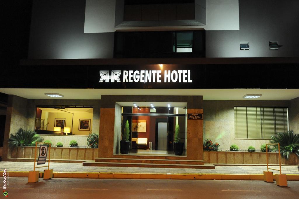 Regente Hotel Unaí Buitenkant foto